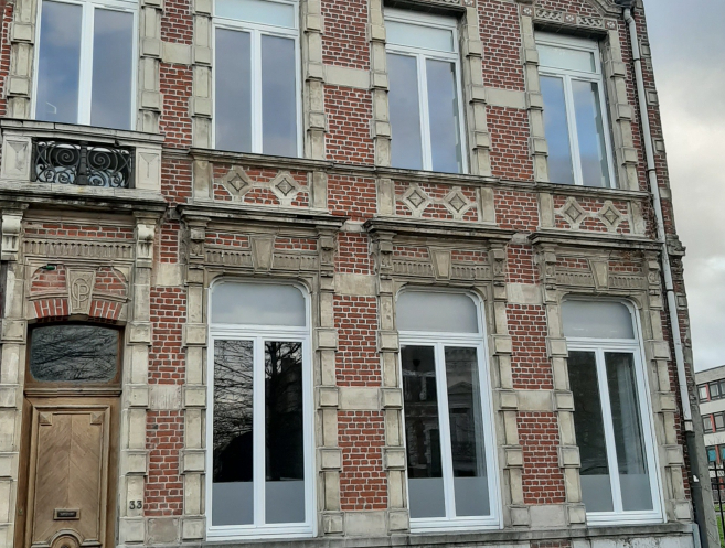 Découvrez la façade de la résidence Coliveos en coliving à Roubaix.